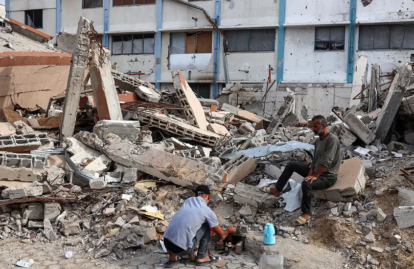 “الأونروا”: آلاف الشاحنات الإغاثية محتجزة لدى إسرائيل والاحتياجات في غزة تتفاقم